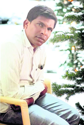 విద్యుత్‌ షాక్‌తో బీఆర్‌ఎస్‌ కార్యకర్త మృతి
1