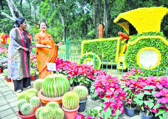 కబ్బన్‌ పార్కులో పుష్ప ప్రదర్శన కమనీయం3