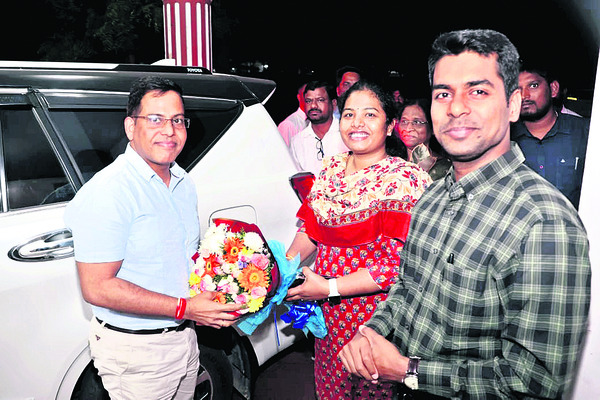 జిల్లాకు ఎన్నికల  పరిశీలకుడు
1