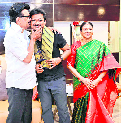 ఉదయనిధికి బ్రహ్మరథం1