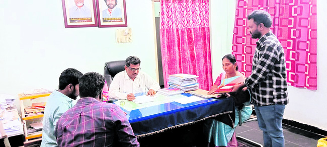 నియోజకవర్గానికో రైతుబజార్‌  1