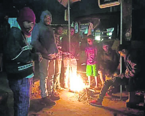 వణుకుతున్న మన్యం1