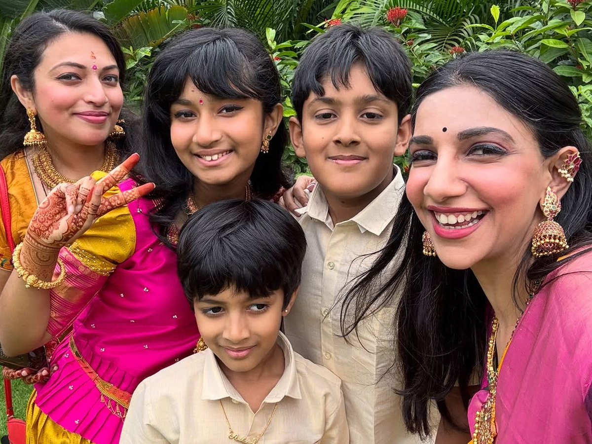 Big Boss Tamil fame Samyuktha Shan marries cricketer Aniruddha Srikanth Photos10