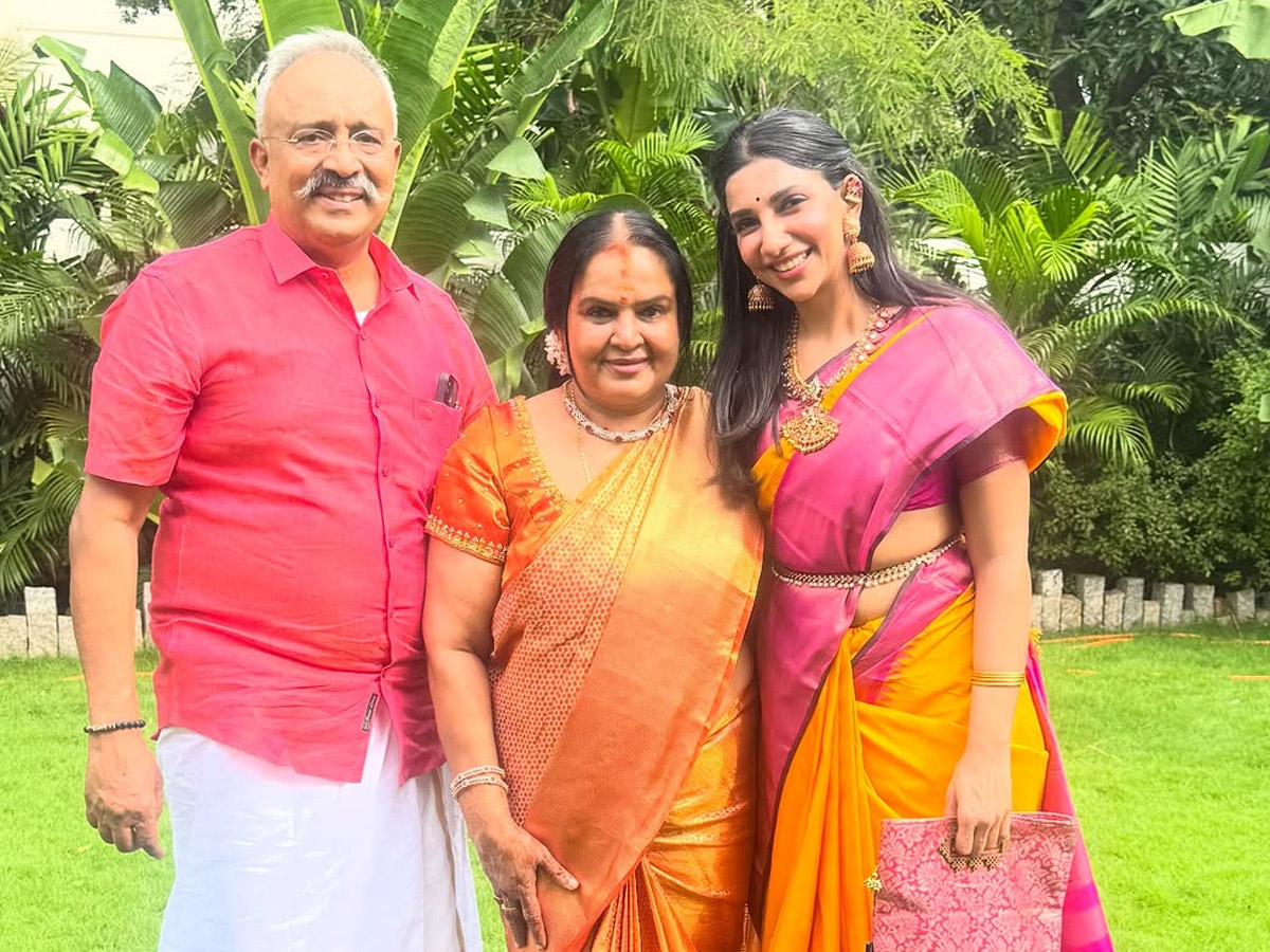 Big Boss Tamil fame Samyuktha Shan marries cricketer Aniruddha Srikanth Photos13