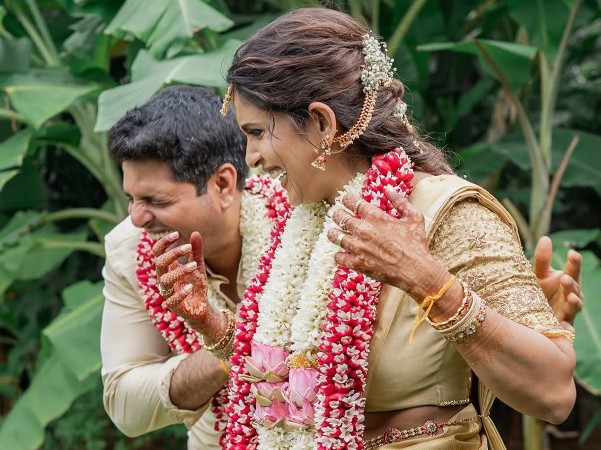 Big Boss Tamil fame Samyuktha Shan marries cricketer Aniruddha Srikanth Photos3