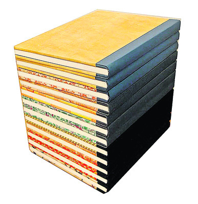 ముడుపుల మత్తులో జోగుతూ.. 
3