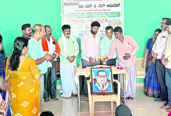 టైలరింగ్‌ శిక్షణ ప్రారంభం2