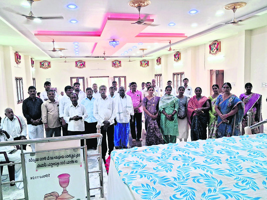 ●నామినేషన్‌  ప్రతం నింపడం కష్టమే!
1