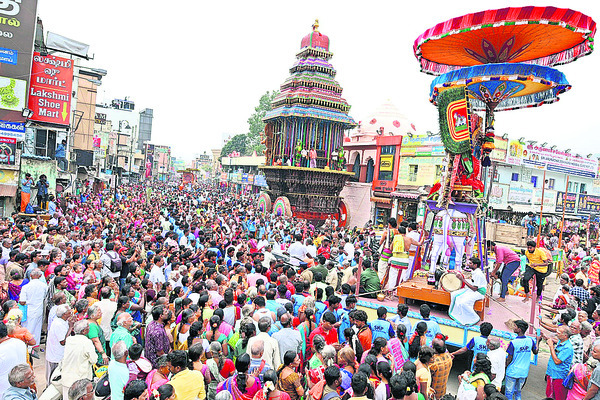 వృషభ వాహనంపై అరుణాచలేశ్వరుడు1