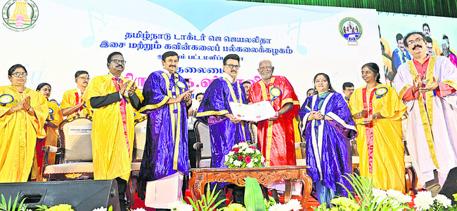 మాతోనే జయలలిత వర్సిటీ ప్రగతి2