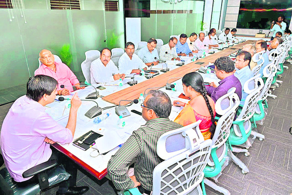 ఎలా బతికేది బాబూ? 1