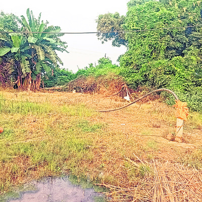 స్వర్ణముఖిలో భారీగా తవ్వకాలు1