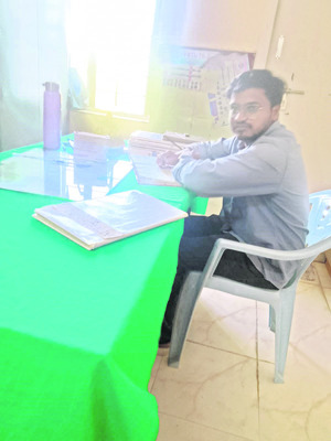 ప్రభుత్వ ఆస్పత్రి.. బినామీ వైద్యుడు!1