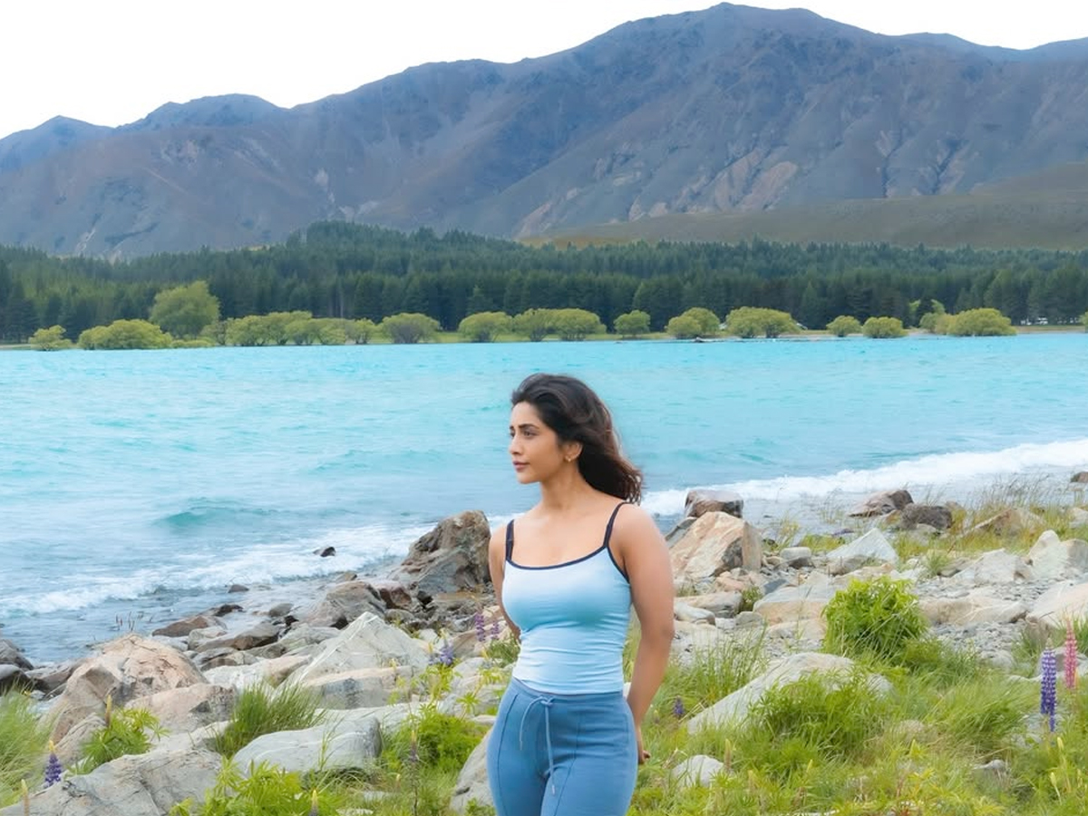 Actress Nabha Natesh Enjoying New zealand Trip Photos1