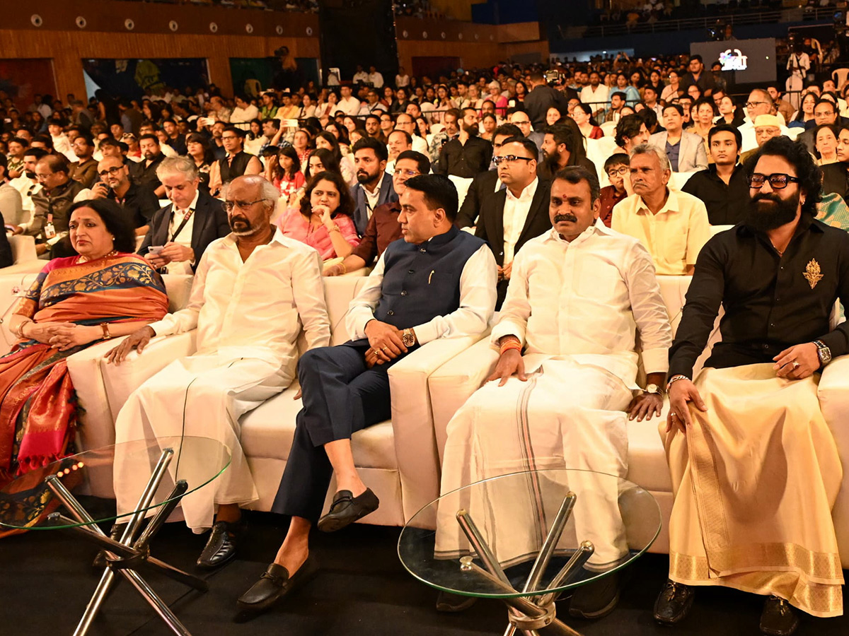 Closing Ceremony of the 56th International Film Festival of India2