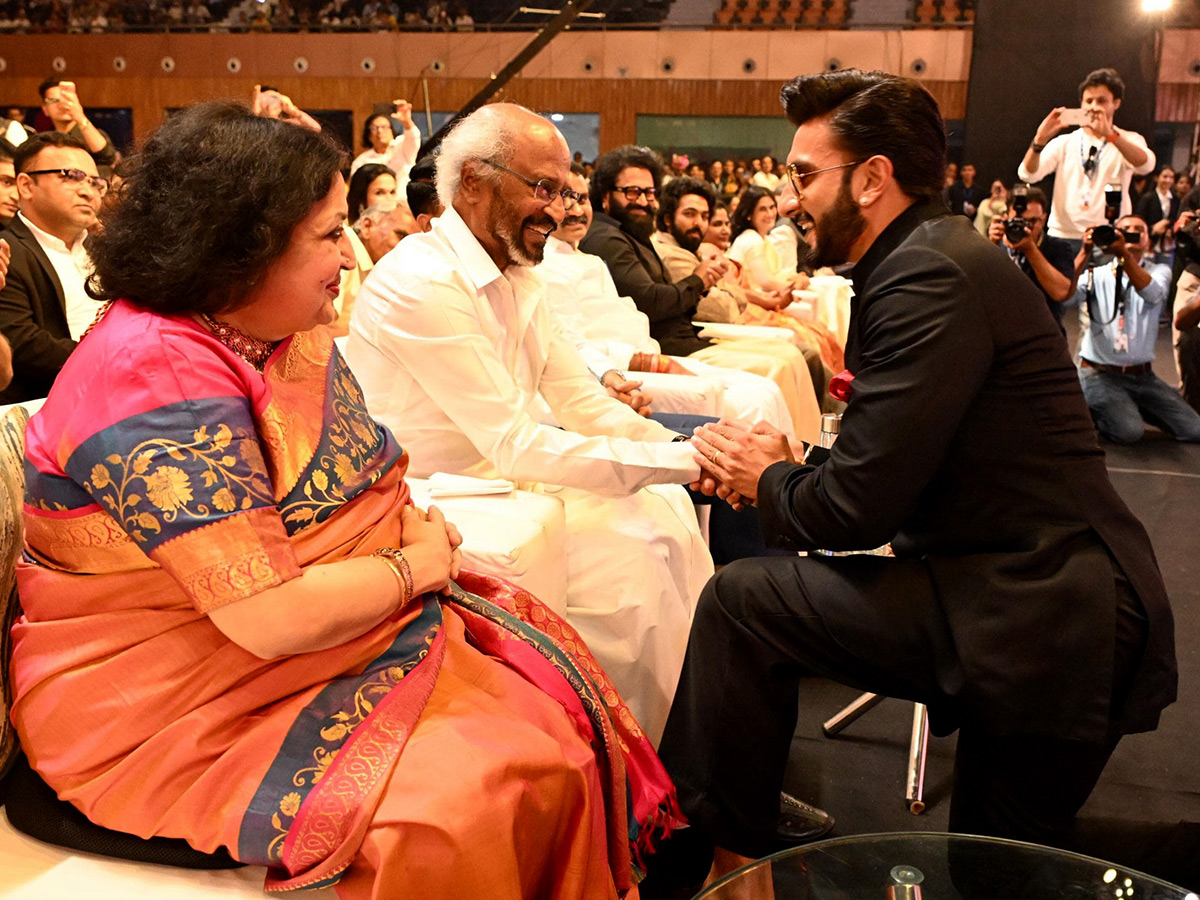 Closing Ceremony of the 56th International Film Festival of India23