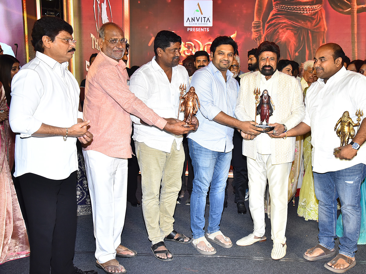 Nandamuri Balakrishna Akhanda 2 Movie Pre Release Event Photos16