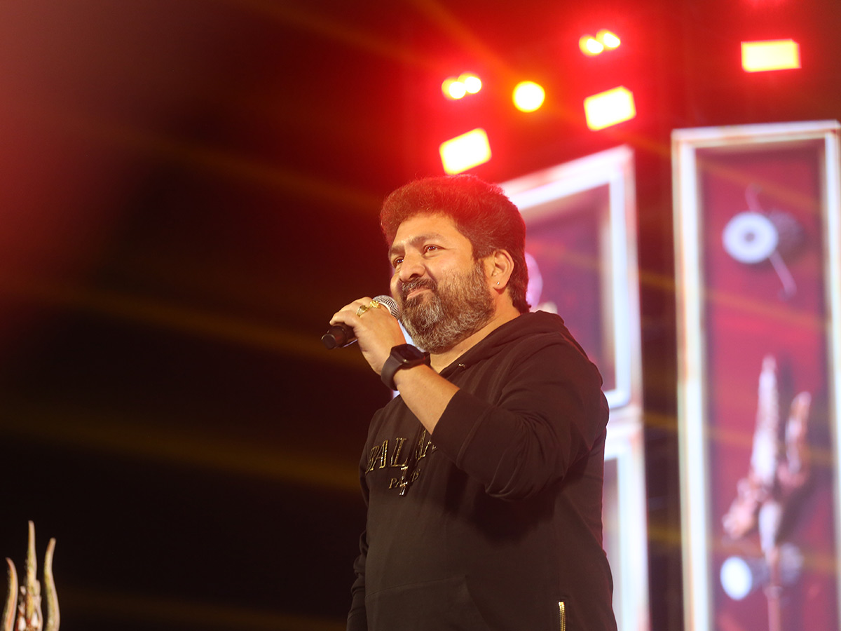 Nandamuri Balakrishna Akhanda 2 Movie Pre Release Event Photos18