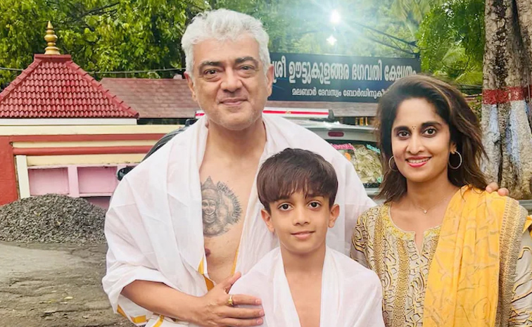 Thala Ajith Family Pictures and Moments Photos13