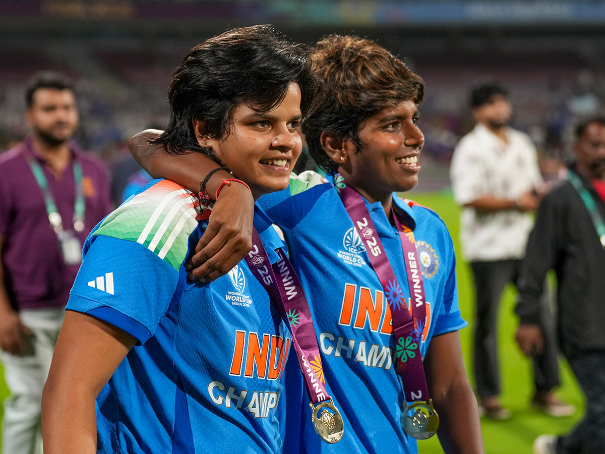  ICC Womens World Cup Final Celebrate with the Trophy Ceremony Photos10