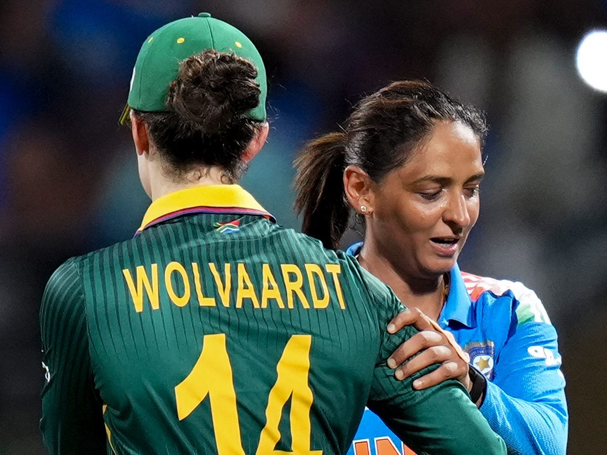  ICC Womens World Cup Final Celebrate with the Trophy Ceremony Photos20