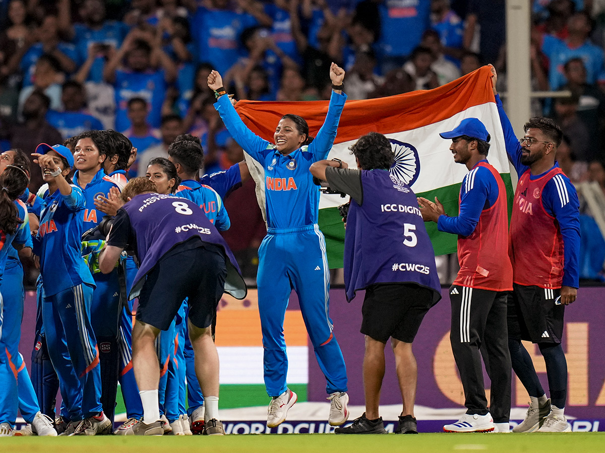  ICC Womens World Cup Final Celebrate with the Trophy Ceremony Photos33