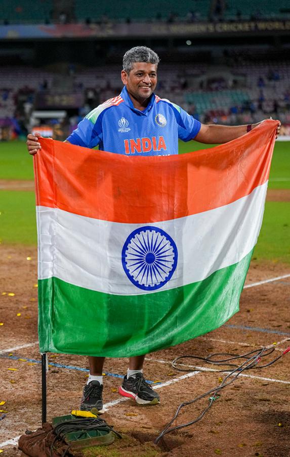  ICC Womens World Cup Final Celebrate with the Trophy Ceremony Photos4