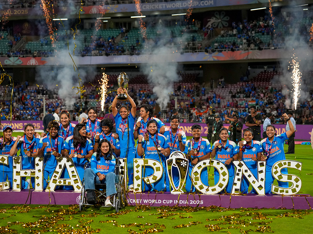 ICC Womens World Cup Final Celebrate with the Trophy Ceremony Photos7