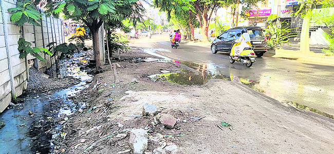 సిల్ట్‌ తీయరు.. 2