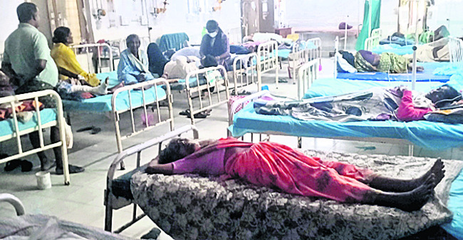 సాధారణ రోగుల మధ్యలో డయేరియా రోగులు2