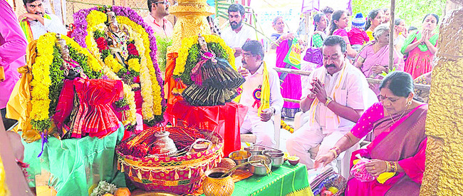 సిల్ట్‌ తీయరు.. 1