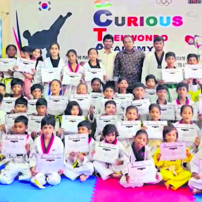 సమాజాన్ని చైతన్యపరిచే రచనలు అవసరం 
2