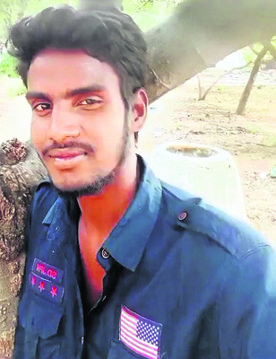 విద్యుదాఘాతంతో  యువకుడు మృతి1