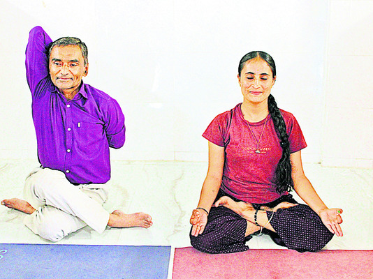 యోగా.. ఒంటికి ఆరోగ్యమేగా1