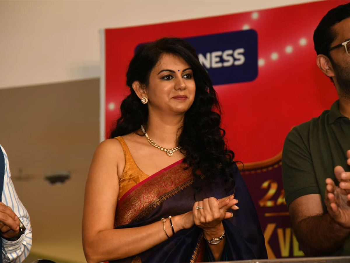 Actress Kamna Jethmalani At LuLu Mall Hyderabad6