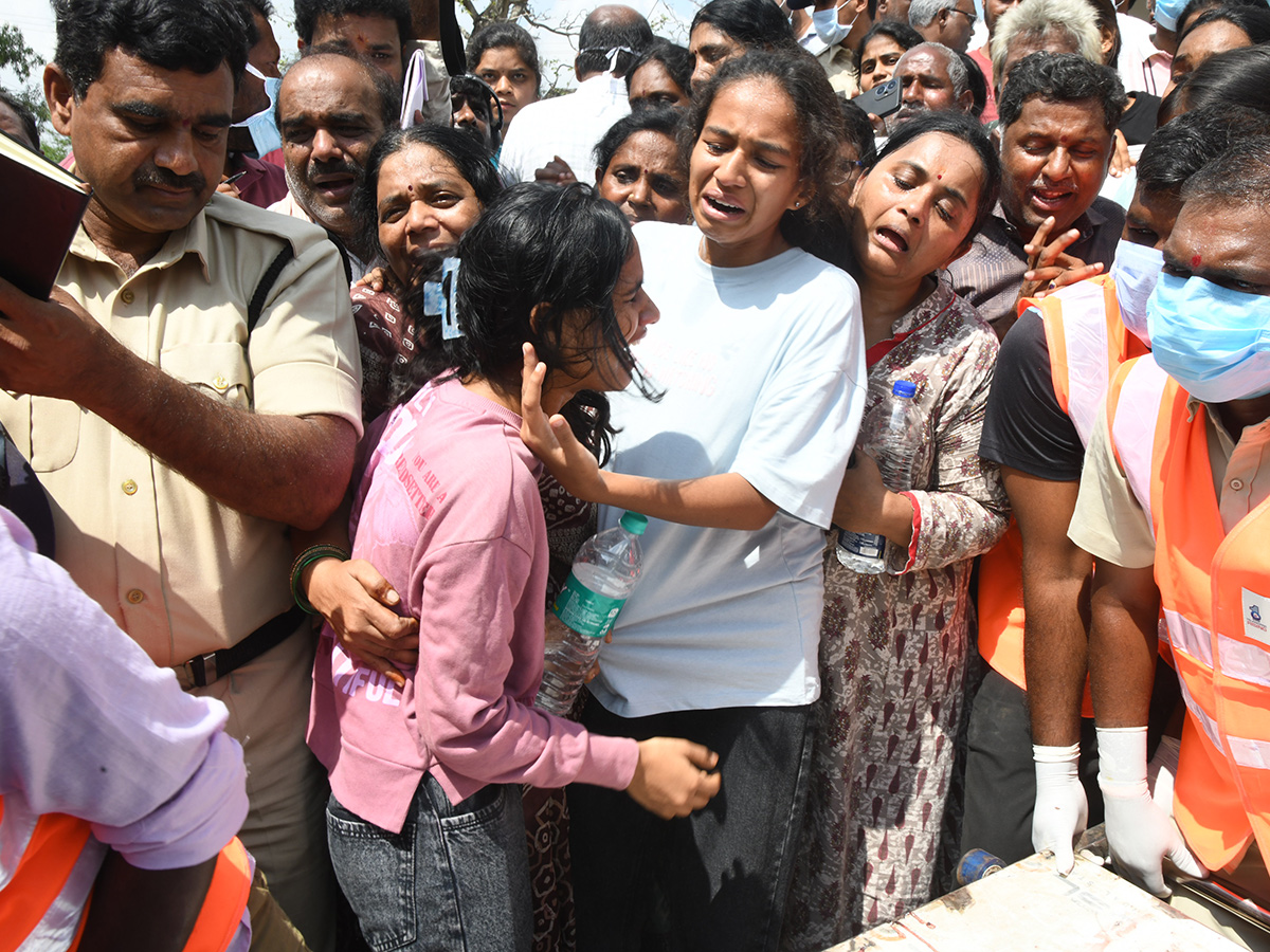 Telangana : Chevella Bus Accident Photos28