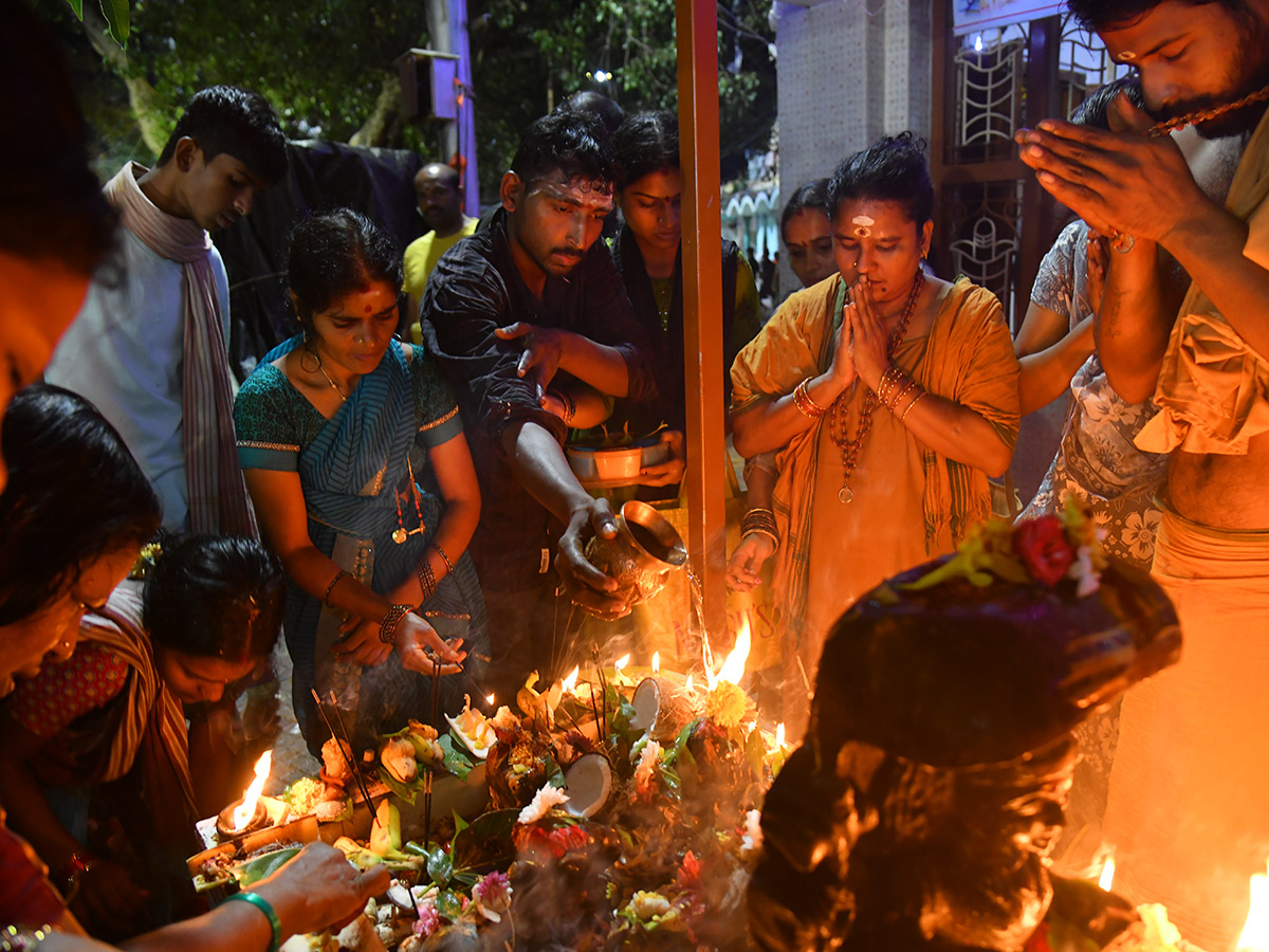 Devotional : Devotees Rush at Temples in Karthika Somavaram1