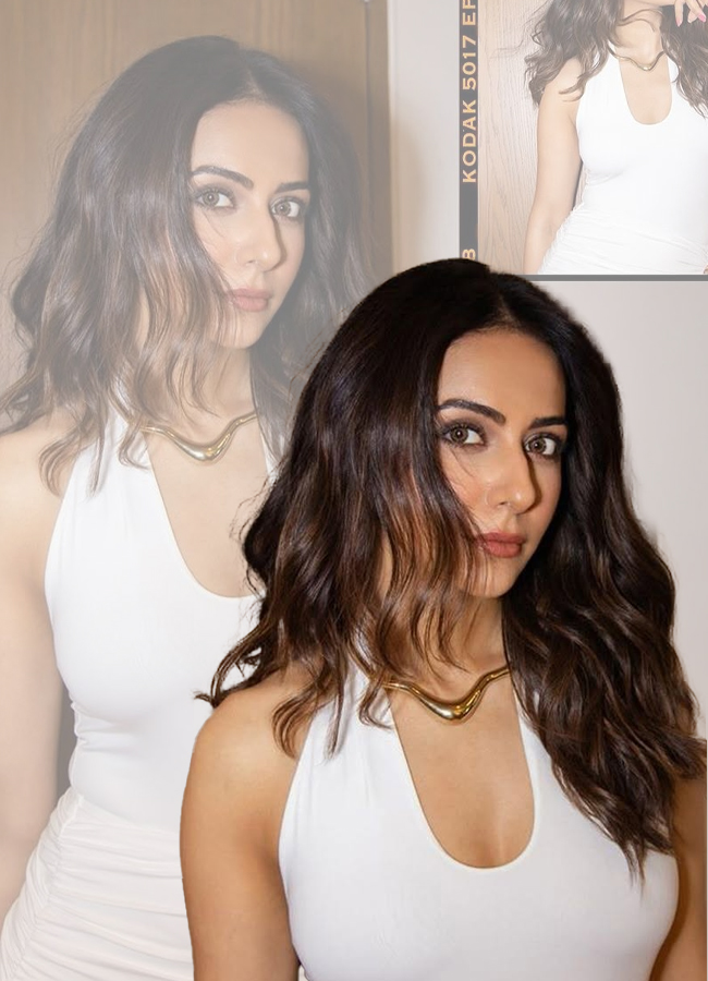 Rakul's glamour in a skirt is not usual! (Photos)12