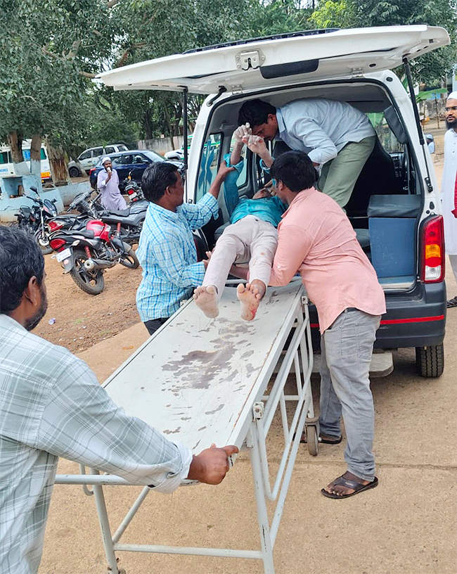 Telangana : Chevella Bus Accident Photos3
