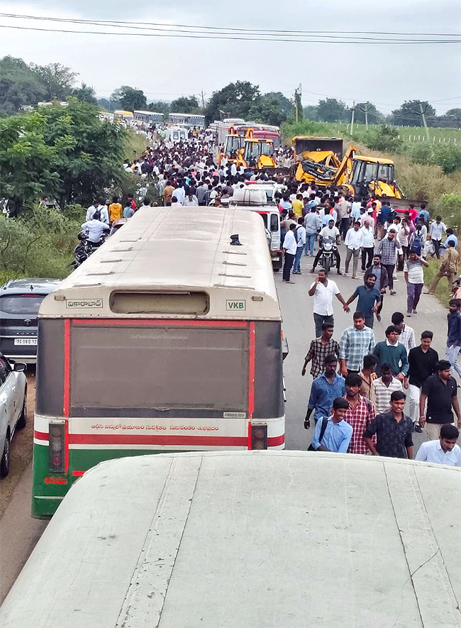 Telangana : Chevella Bus Accident Photos4