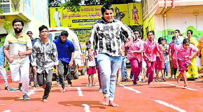 ప్రతిభ దివ్యం.. పోరు ఉత్కంఠం2