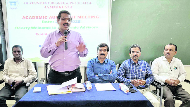 ప్రసవాల సంఖ్య పెంచాలి1