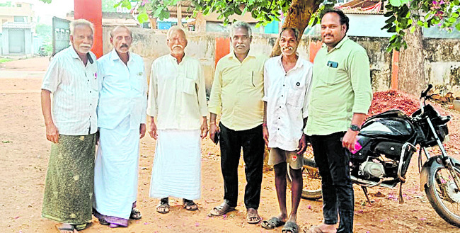 పదిహేనేళ్ల తర్వాత తండ్రి చెంతకు కుమారుడు 1