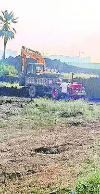 మట్టి.. కొల్లగొట్టి ..! 1