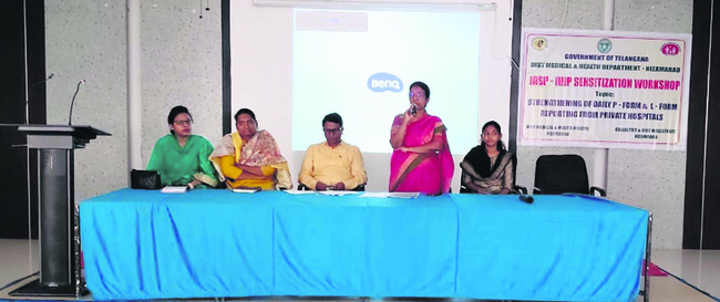 ఎన్నికల విధుల్లో  అప్రమత్తంగా ఉండాలి 
2