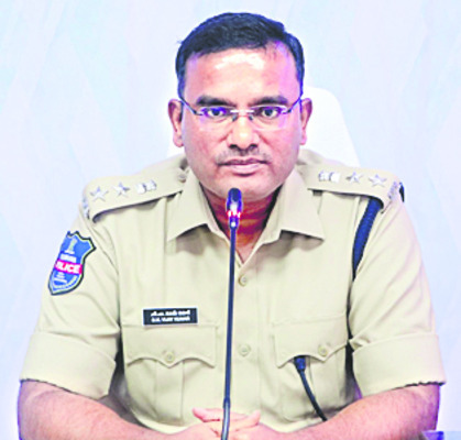 అప్రమత్తంగా ఉండండి 3