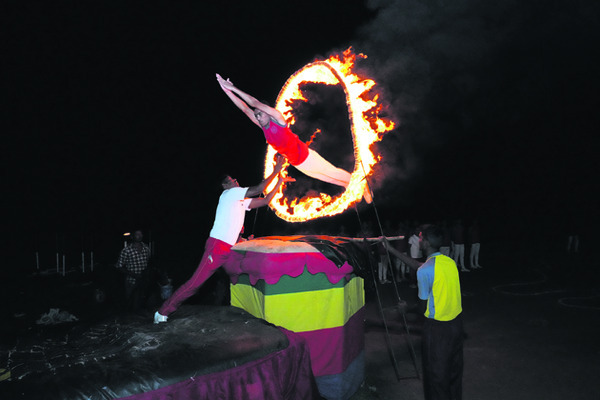 దేశ సేవలో భాగస్వాములు కావాలి 1