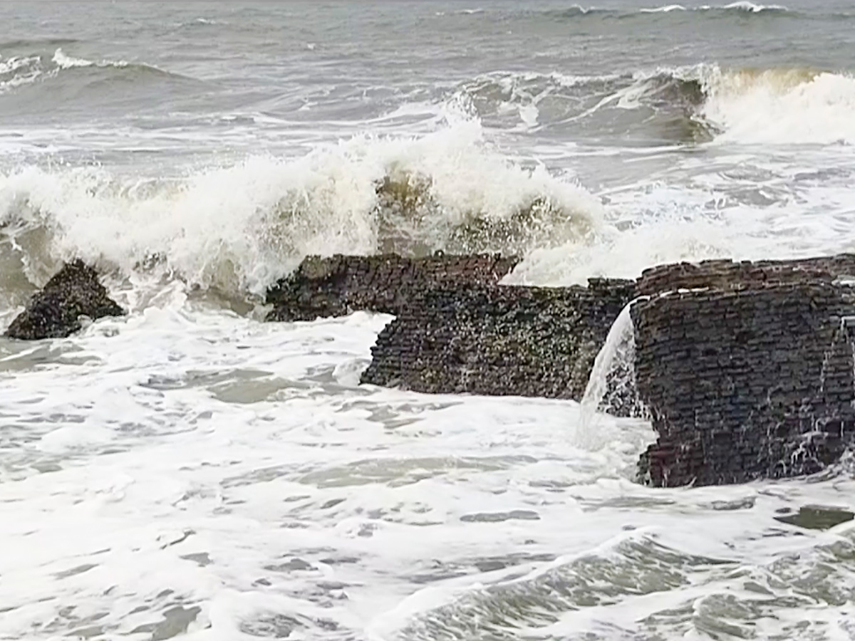 Cyclone Ditwah Live Updates Photos3