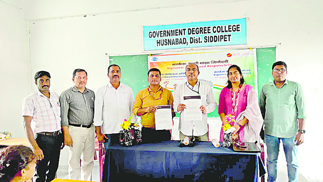 రోడ్డెక్కిన రైతన్నలు5