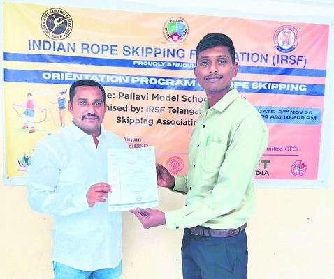 రోప్‌ స్కిప్పింగ్‌ ఉమ్మడి జిల్లా సెక్రటరీగా భార్గవచారి1